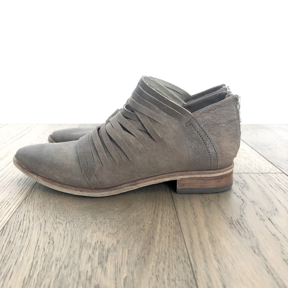 Free People grey leather flats